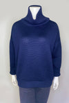 Maglia over in pura lana merinos extrafine.